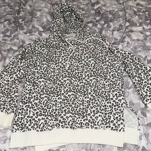 American eagle leopard print sweatshirt